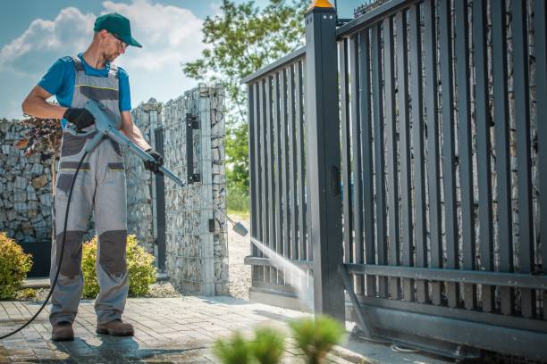 Best Gutter Cleaning  in Universal City, TX